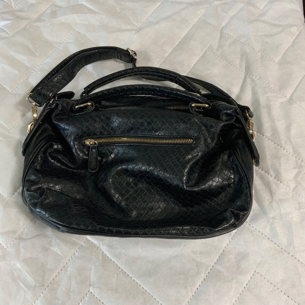 Nila Anthony Purse